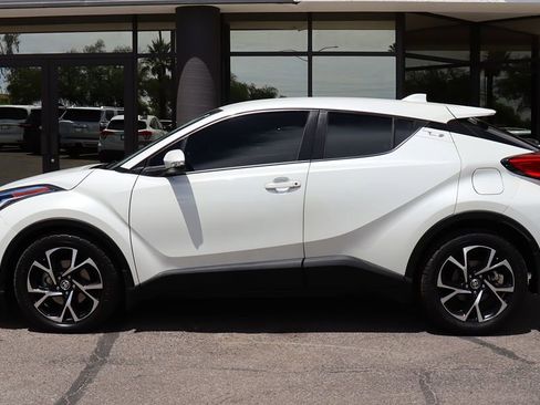 Used 2020 Toyota C-HR XLE FWD image 8