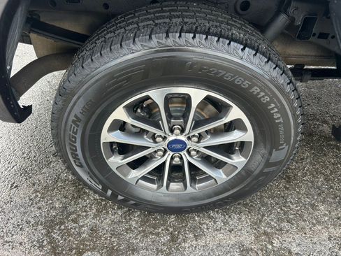 Used 2019 Ford F150 XLT w/ Equipment Group 302A Luxury AWD/4WD image 12