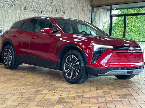 Used 2024 Chevrolet Blazer EV LT AWD/4WD image 10