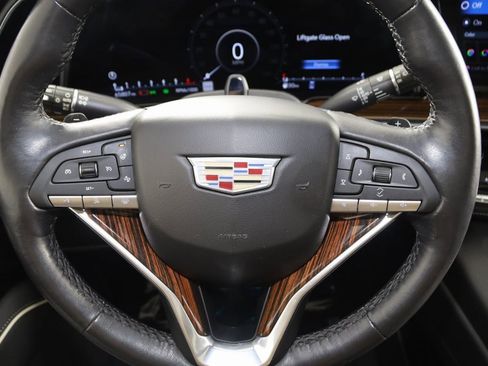 Used 2022 Cadillac Escalade Premium Luxury image 41