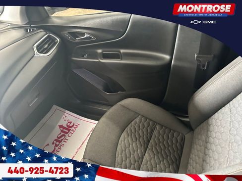 Used 2019 Chevrolet Equinox LT FWD image 26