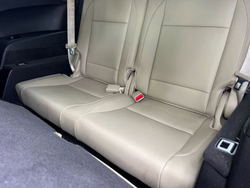 Used 2017 Acura MDX FWD image 16
