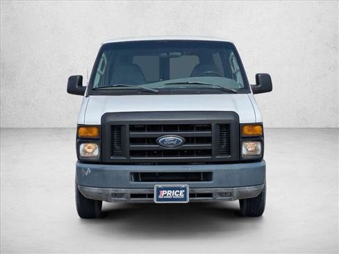 Used 2008 Ford E-150 and Econoline 150 XL RWD image 2