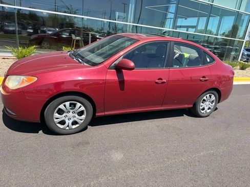 Used 2010 Hyundai Elantra GLS FWD image 18