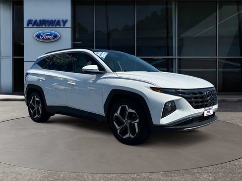 Used 2023 Hyundai Tucson Limited FWD image 3