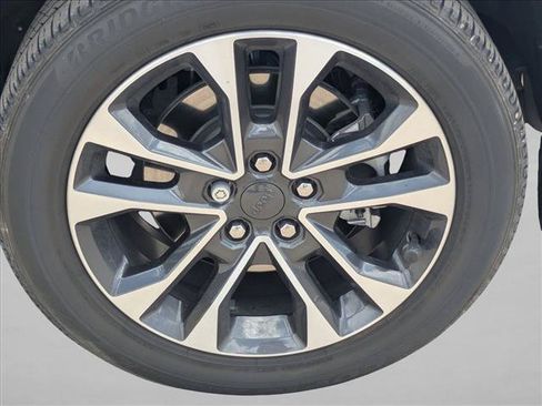 Used 2023 Jeep Grand Cherokee L Overland AWD/4WD image 17