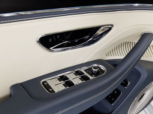 Used 2020 Bentley Flying Spur W12 AWD/4WD image 34