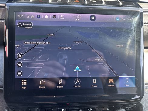 Used 2025 Jeep Grand Cherokee L Limited w/ Luxury Tech Group II image 29