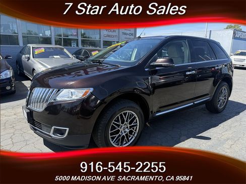 Used 2014 Lincoln MKX FWD image 3