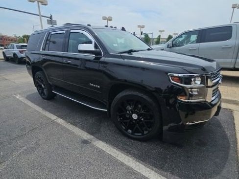 Used 2018 Chevrolet Tahoe Premier AWD/4WD image 2