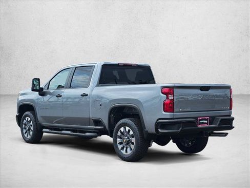 New 2026 Chevrolet Silverado 2500 Custom w/ Custom Value Package AWD/4WD image 9