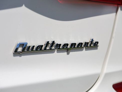 Used 2016 Maserati Quattroporte S Q4 AWD/4WD image 6