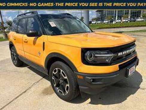 Used 2022 Ford Bronco Sport Outer Banks w/ Tech Package AWD/4WD image 1