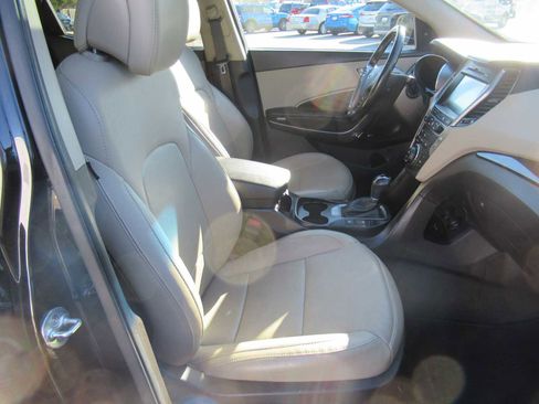 Used 2017 Hyundai Santa Fe Sport w/ 2.4L Tech Package 04 image 14