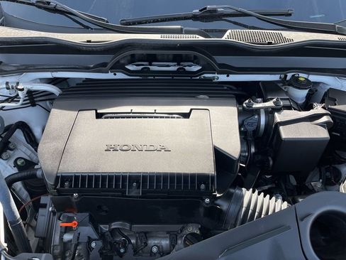 Used 2025 Honda Pilot Elite image 13