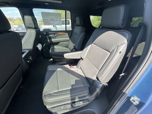 New 2026 GMC Yukon XL Denali w/ Sun & Power Step Package image 25