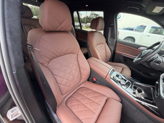 Used 2026 BMW X7 xDrive40i w/ M Sport Package AWD/4WD image 26