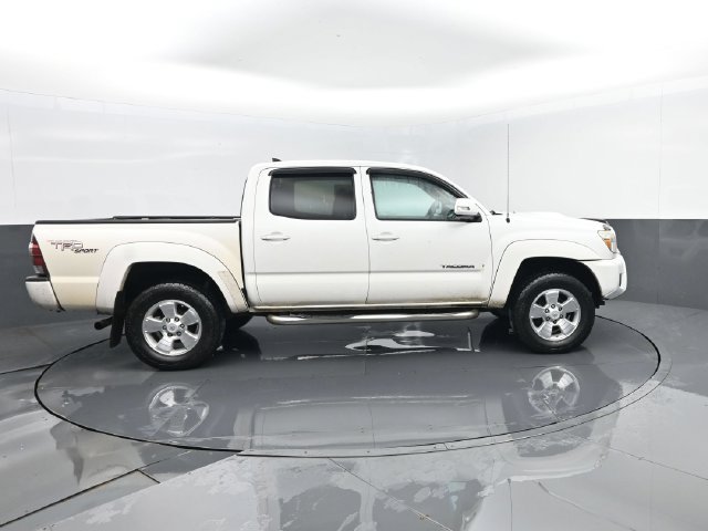 Used 2012 Toyota Tacoma 4x4 Double Cab w/ TRD Sport Pkg image 26