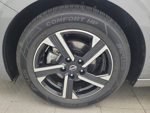 Used 2024 Nissan Sentra SV FWD image 31