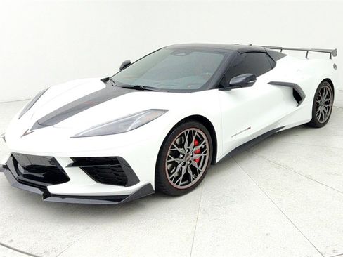 Certified 2024 Chevrolet Corvette Stingray Preferred Conv w/ Z51 Performance Package image 4
