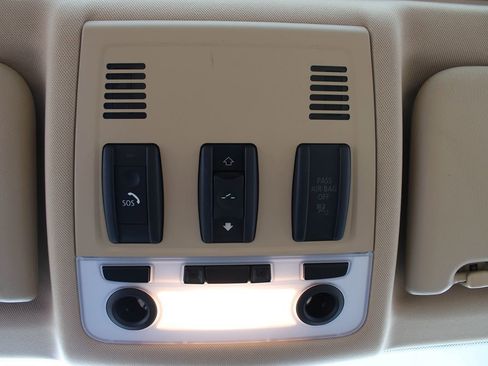 Used 2011 BMW 335i Sedan image 46