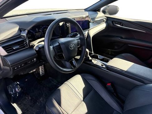 Used 2025 Toyota Camry XSE FWD image 12
