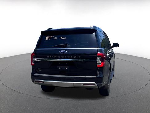 Used 2024 Ford Expedition Limited RWD image 15