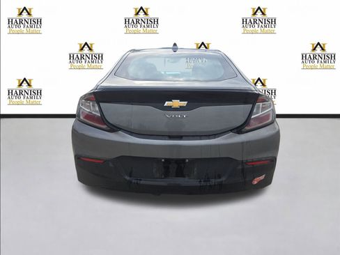 Used 2017 Chevrolet Volt LT image 4