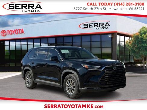 Used 2024 Toyota Grand Highlander XLE image 1