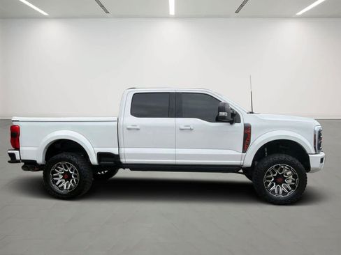 Used 2024 Ford F250 Lariat w/ Lariat Ultimate Package AWD/4WD image 5