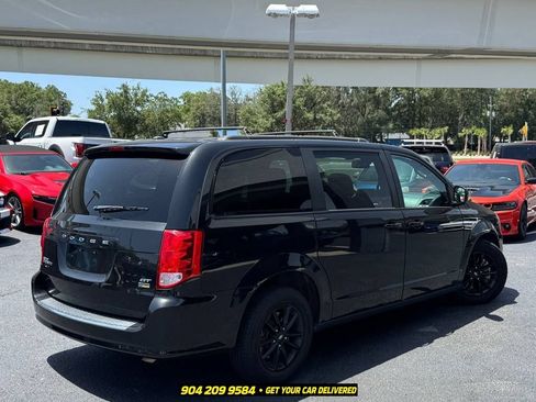 Used 2019 Dodge Grand Caravan GT FWD image 6