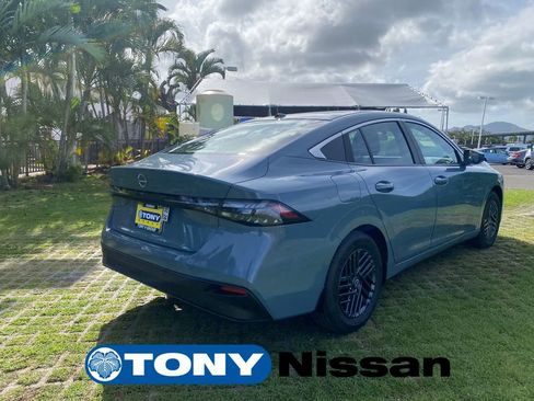 New 2026 Nissan Sentra SV w/ Floor Mat Package FWD image 7