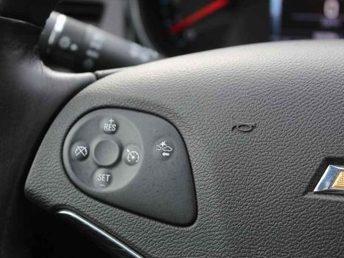 Used 2016 Chevrolet Impala LT image 18