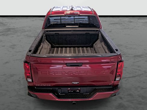 Used 2023 Chevrolet Colorado LT w/ LT Convenience Package II image 3