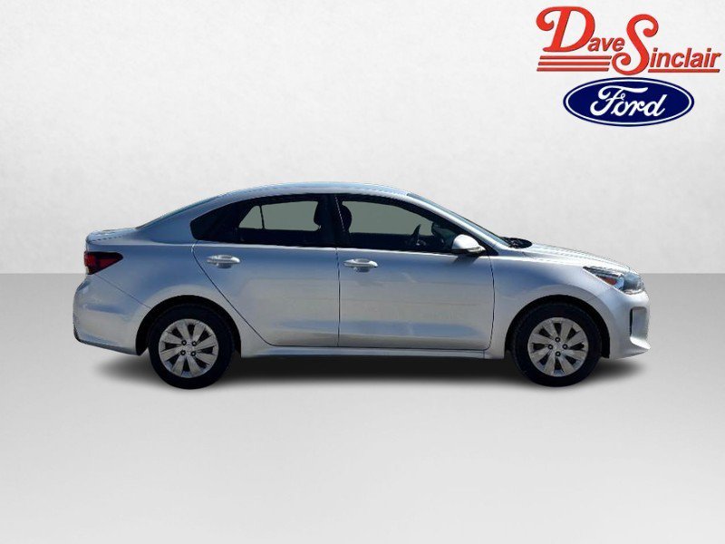 Used 2018 Kia Rio S FWD image 5
