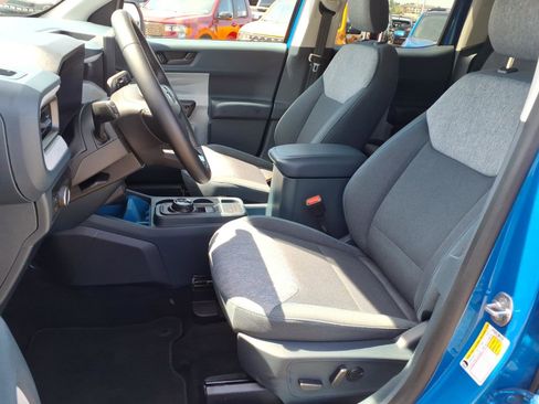 Used 2025 Ford Maverick XLT w/ XLT Luxury Package FWD image 10