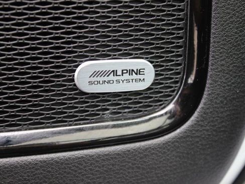 Used 2022 Jeep Compass Trailhawk w/ Sun and Sound Group image 19