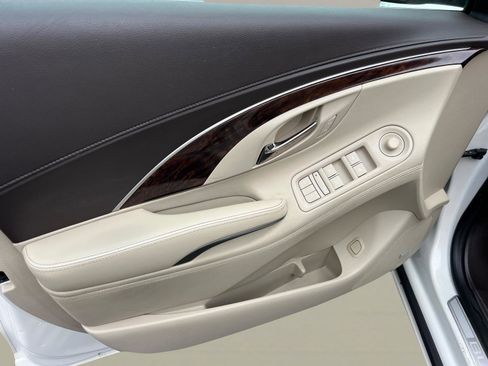 Used 2014 Buick LaCrosse Premium w/ Driver Confidence Package image 11