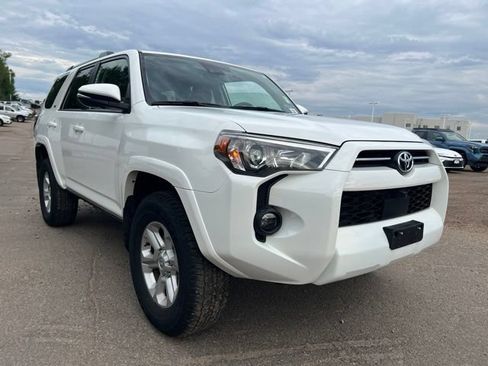 Used 2023 Toyota 4Runner SR5 Premium w/ SR5 Premium Package AWD/4WD image 8