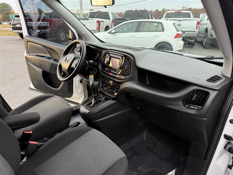 Used 2021 RAM ProMaster City Tradesman FWD image 13