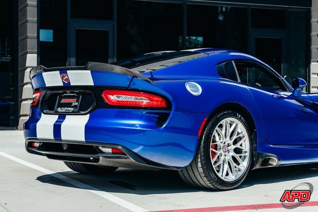 Used 2013 SRT Viper GTS w/ GTS Laguna Interior Pkg RWD image 64