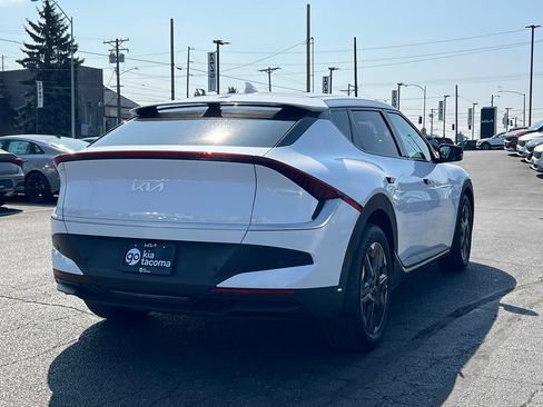 Certified 2025 Kia EV6 Light RWD image 5