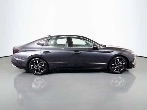 Used 2024 Hyundai Sonata SEL AWD/4WD image 11