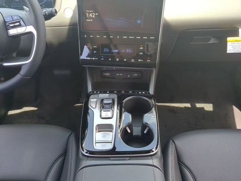 Certified 2024 Hyundai Tucson Limited image 18