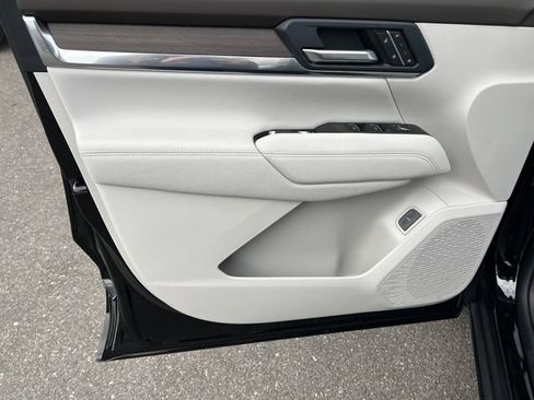 New 2026 GMC Terrain Denali w/ LPO, Floor Liner Package image 10