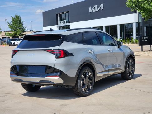 New 2026 Kia Sportage SX FWD image 5