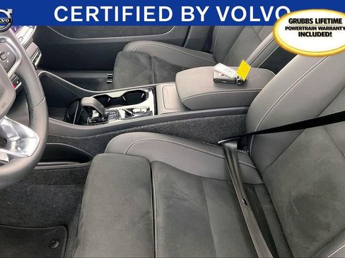 Certified 2025 Volvo XC40 B5 Plus image 14