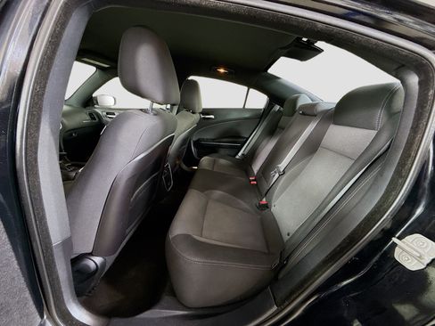 Used 2016 Dodge Charger SE w/ Popular Equipment Group image 24