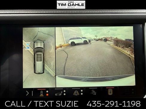 Used 2023 GMC Yukon Denali Ultimate AWD/4WD image 12