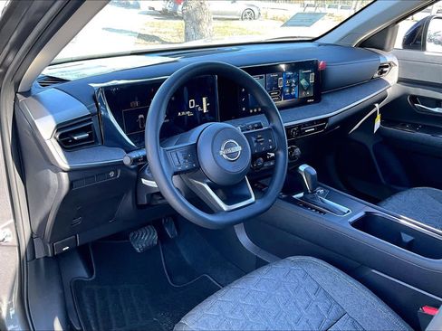 New 2026 Nissan Kicks SV image 8